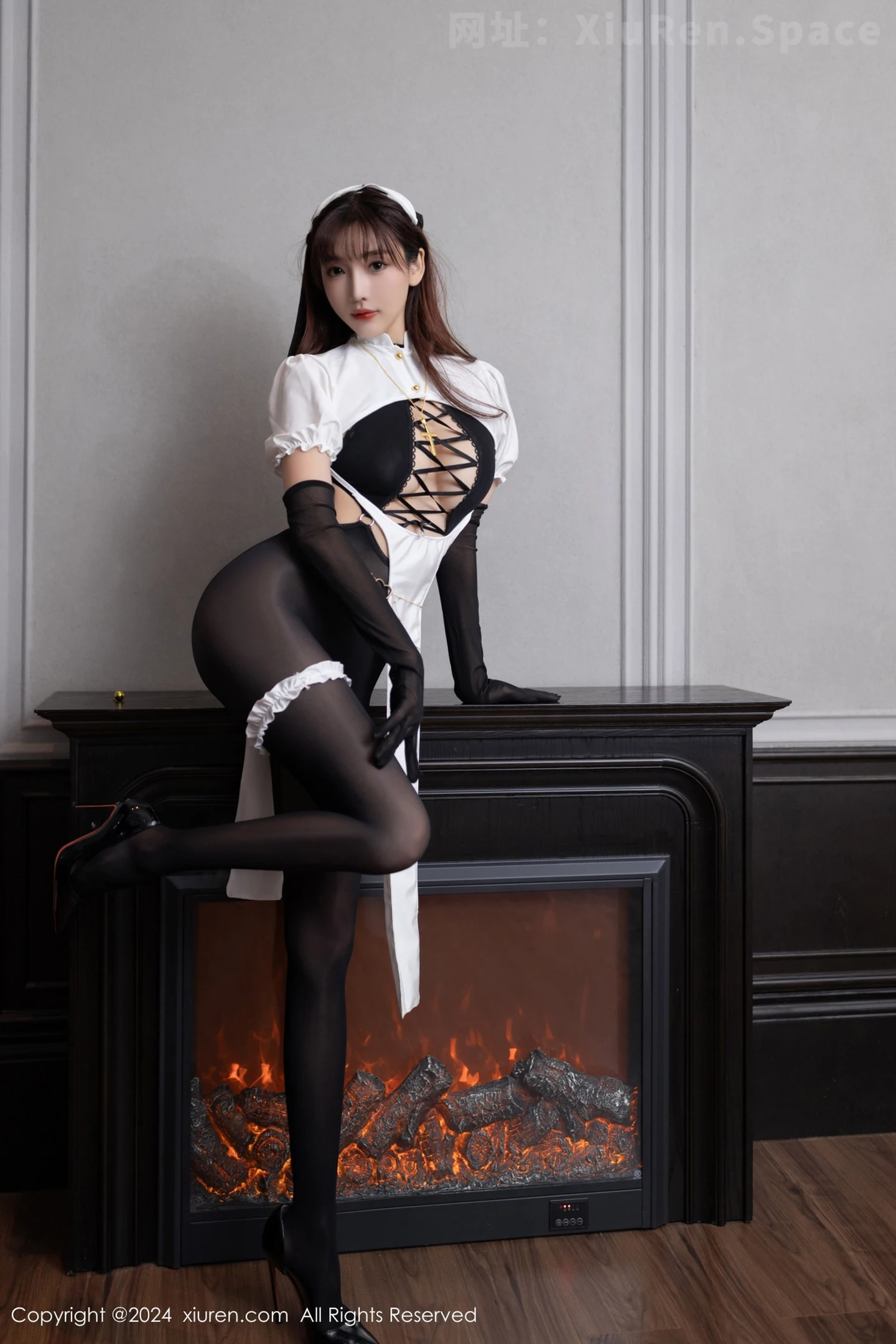 图片[4]-[XiuRen秀人网] VOL.9216 模特陆萱萱性感黑白修女服饰配超薄连体黑丝秀完美身材诱惑写真77P-秀人网官方网站